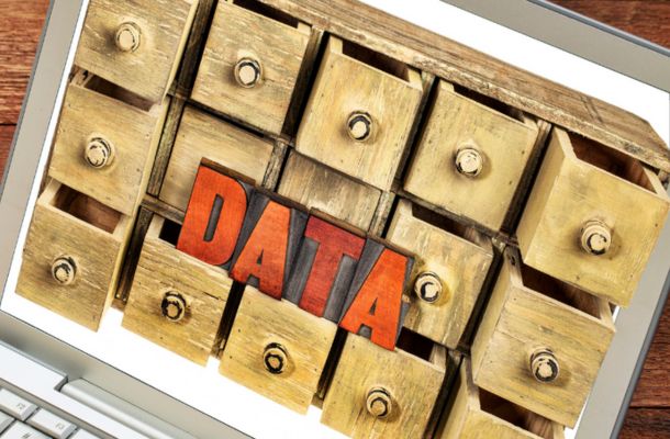 what is data warehouse